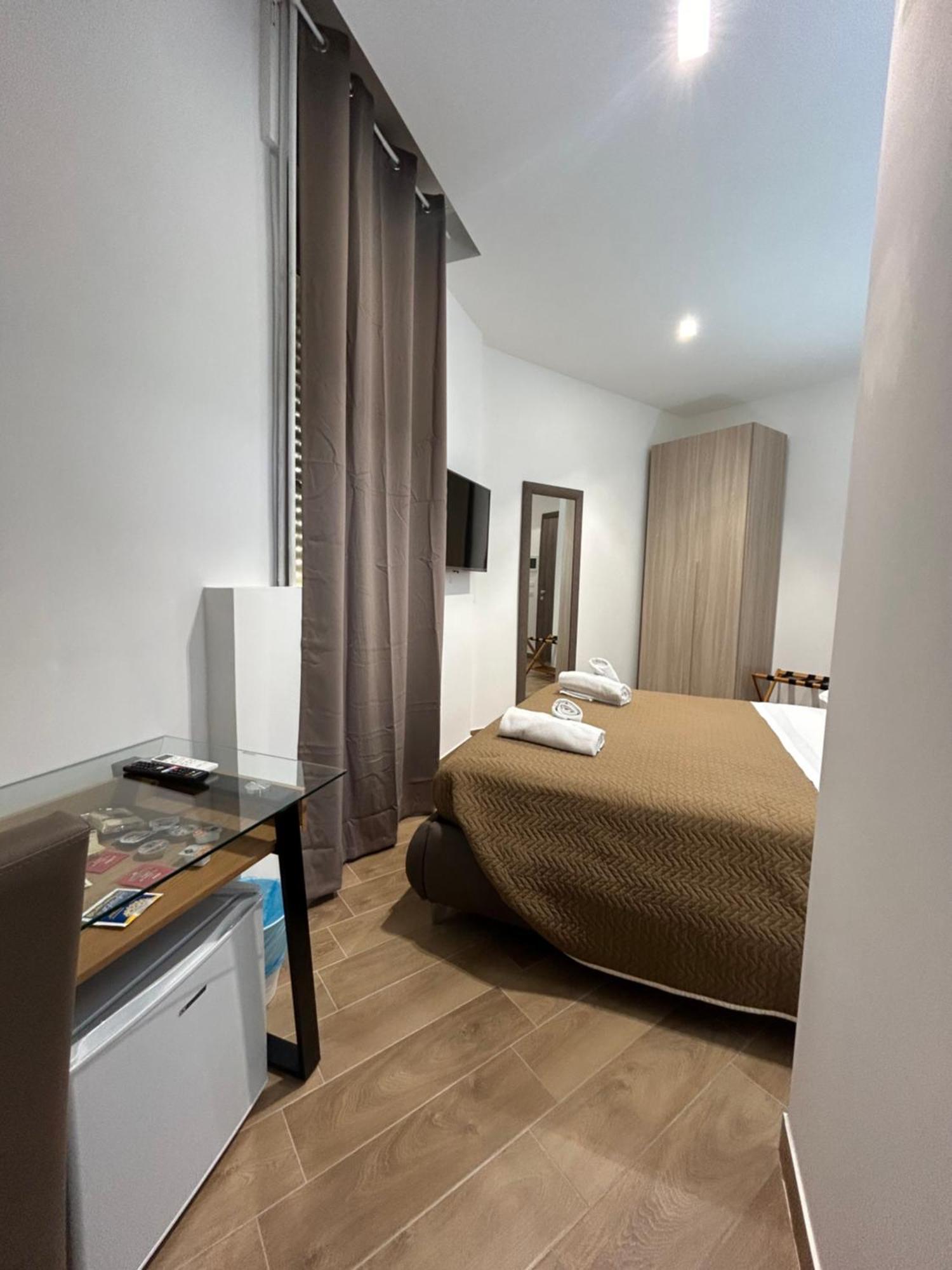 Grimaldi Comfort Guest House Eksteriør bilde